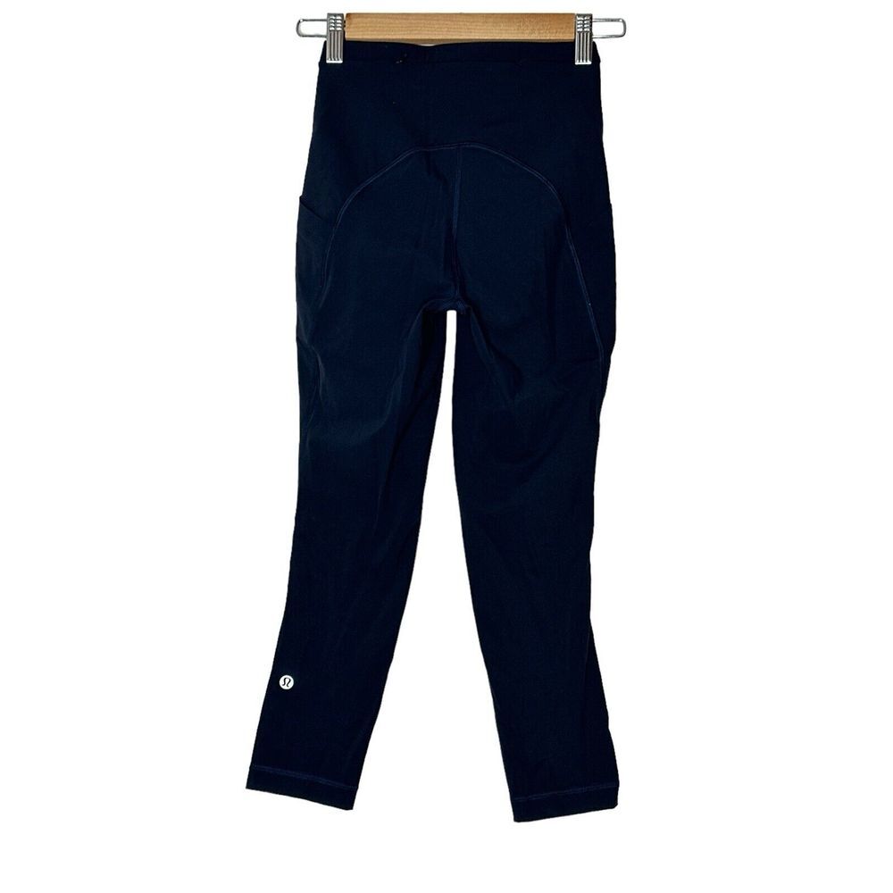 Lululemon Leggings Women's Fast Free High-Rise Crop - Navy Size 2 Pockets